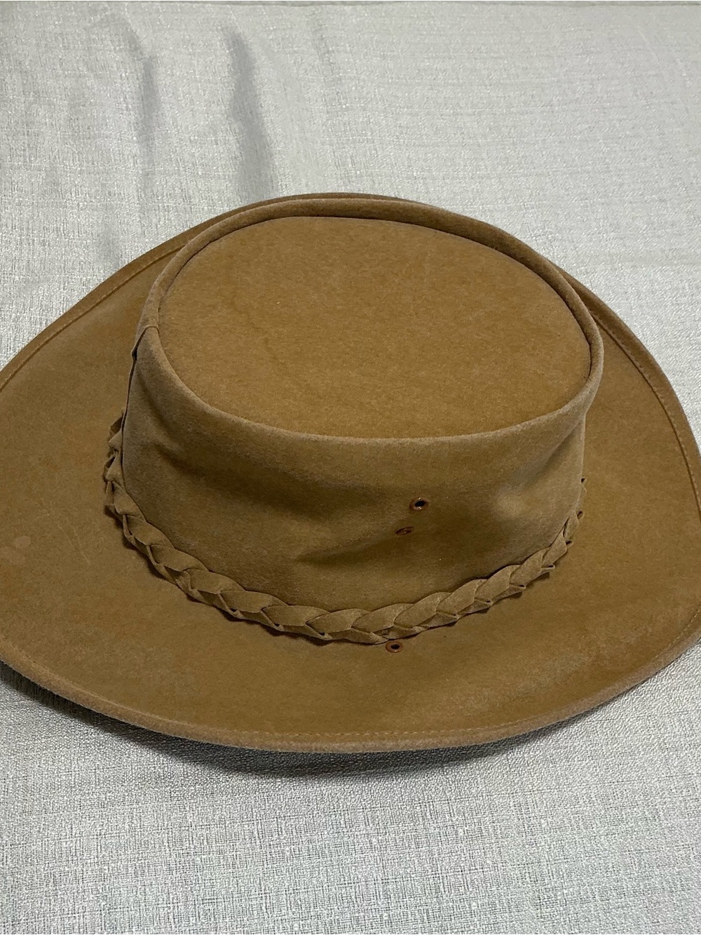 Ian Baker Finch IBF Originals Aussie Golf Hat Large Tan Suede Look Sun Bush